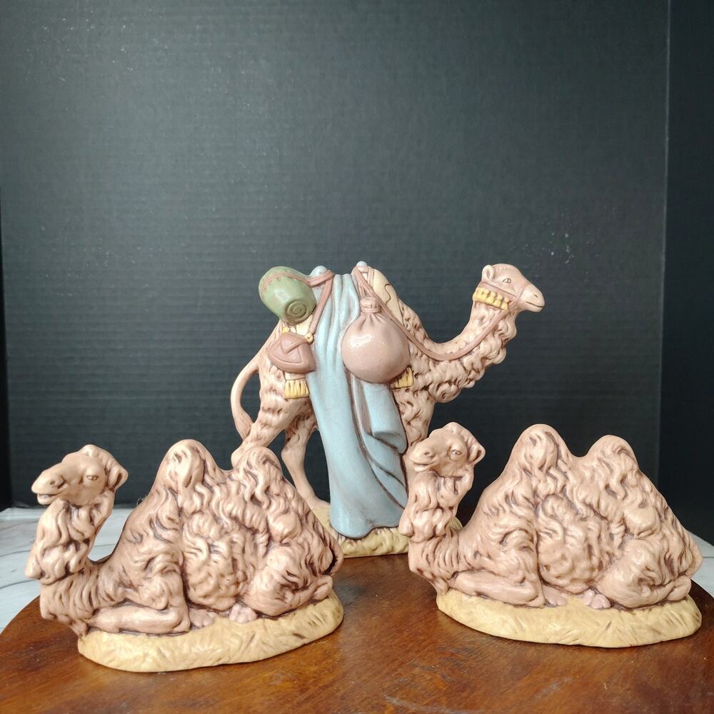 3 Vintage Hand Painted Ceramic Nativity Camels Atlantic‎ Mold 1974